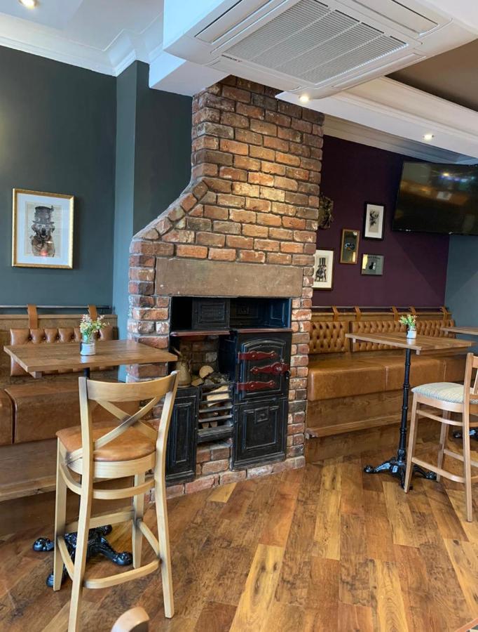 The Griffin Inn St Helens  Экстерьер фото